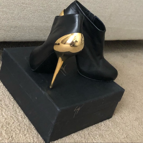 Giuseppe Zanotti Booties - Picture 7 of 8